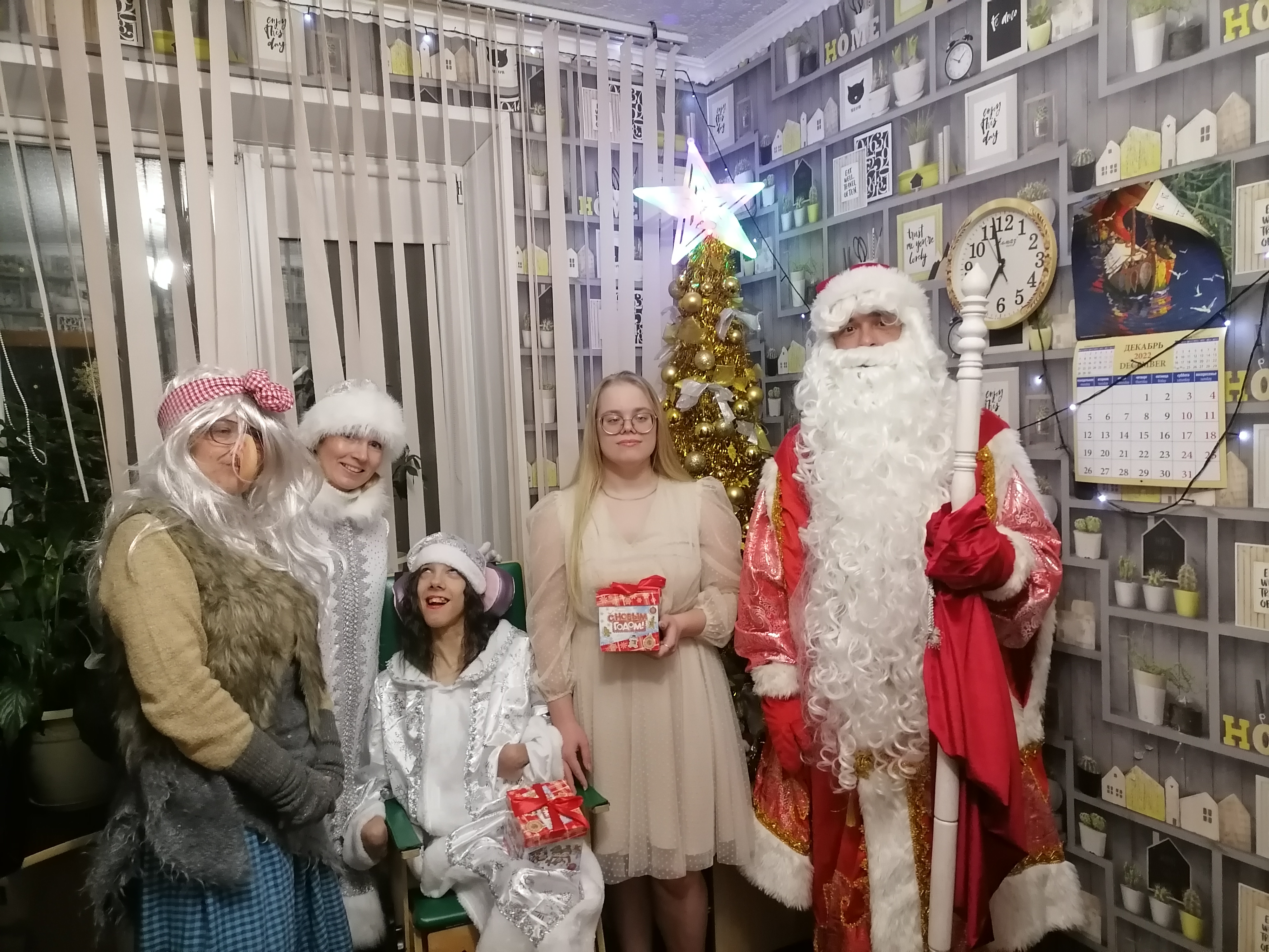 Дед Мороз и Снегурочка в каждый дом 5