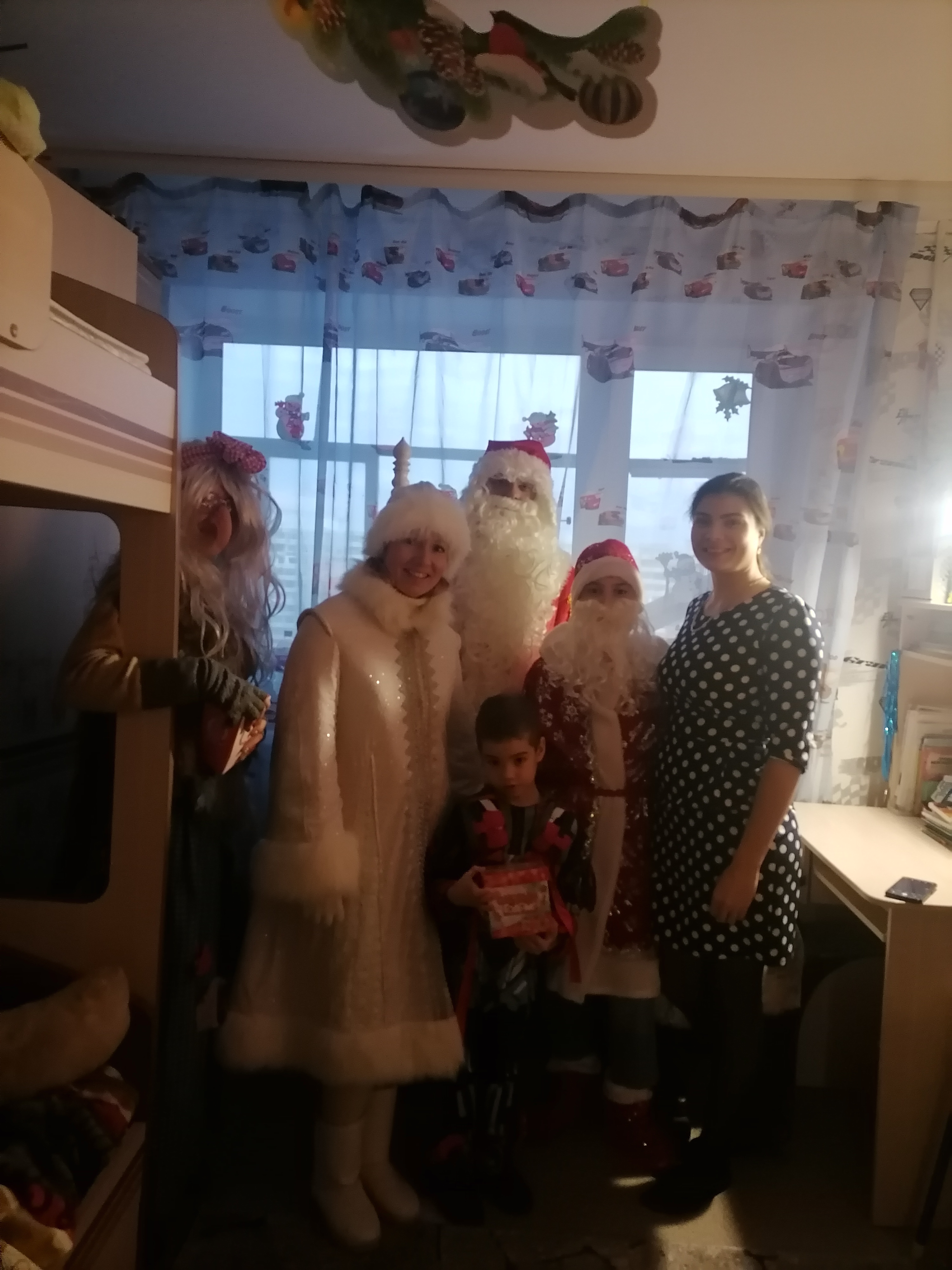 Дед Мороз и Снегурочка в каждый дом 7